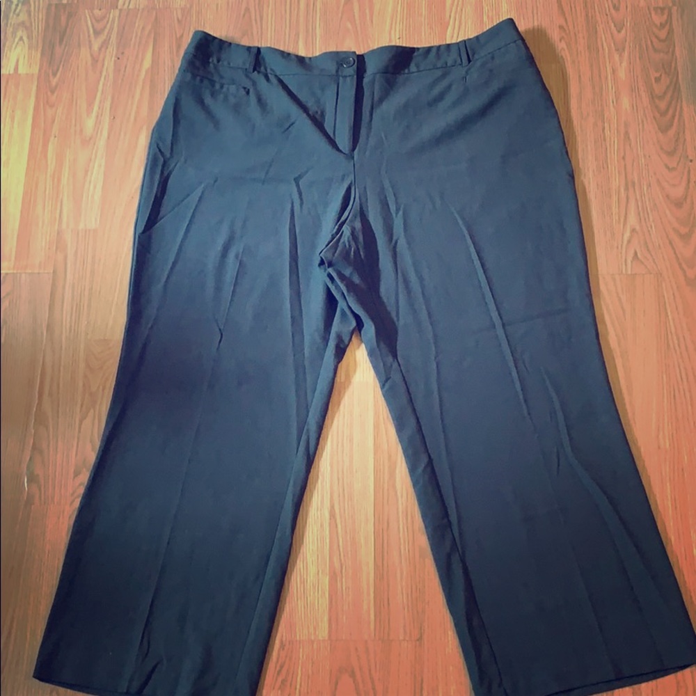 1830 Gray trousers NWOT